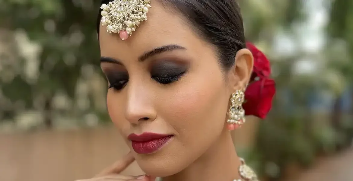 6 bollywood inspired smokey eye